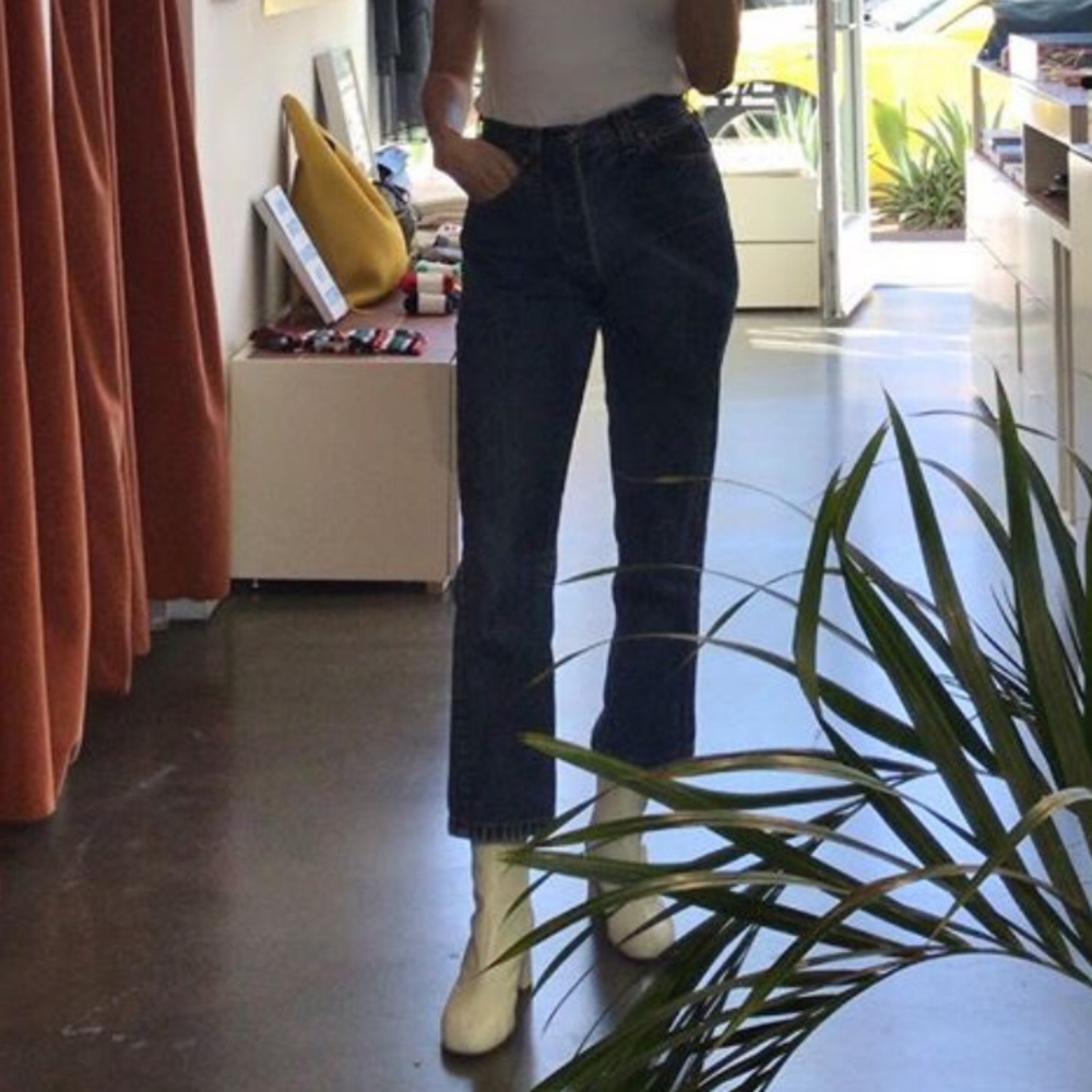 Vintage High Rise Medium Wash Cropped Denim Jeans